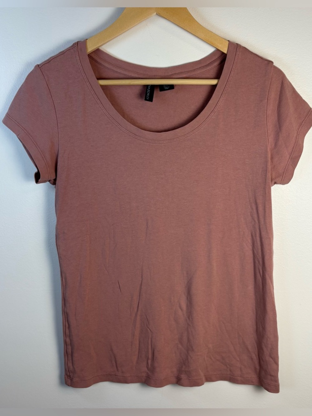 Cynthia Rowley Women’s Dark Pink Crewneck T-Shirt, Size Large Everyday Soft